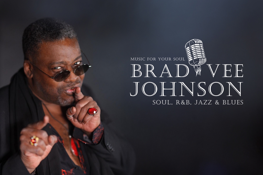 Brad Vee Johnson (ex Boney M) – interpret de soul, R&B, jazz și blues, artist internațional prezent pe scenele din București și România