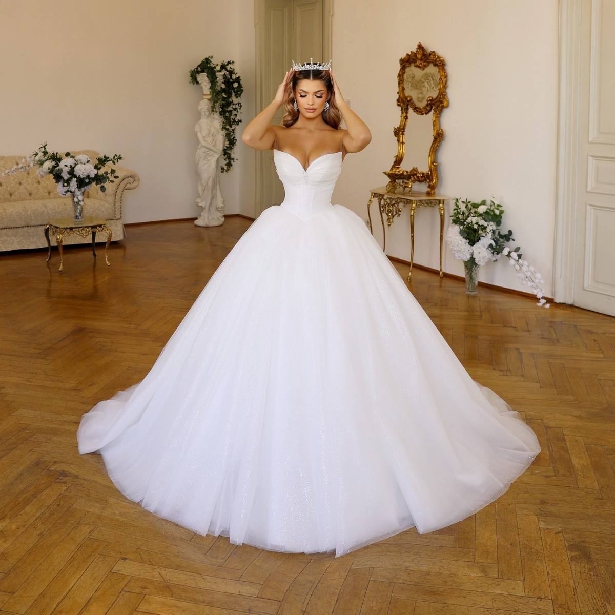 Arriana Karen - Rochie de mireasa Maya Arriana Karen - Rochie de mireasa Maya