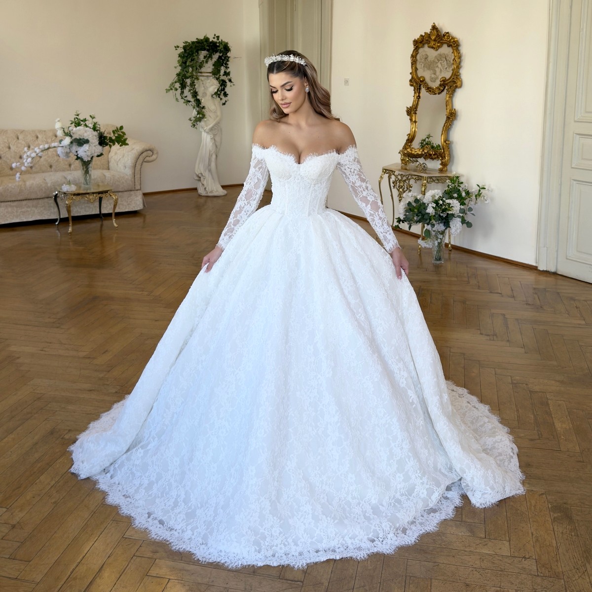 Arriana Karen - Rochie de mireasa Merida Arriana Karen - Rochie de mireasa Merida