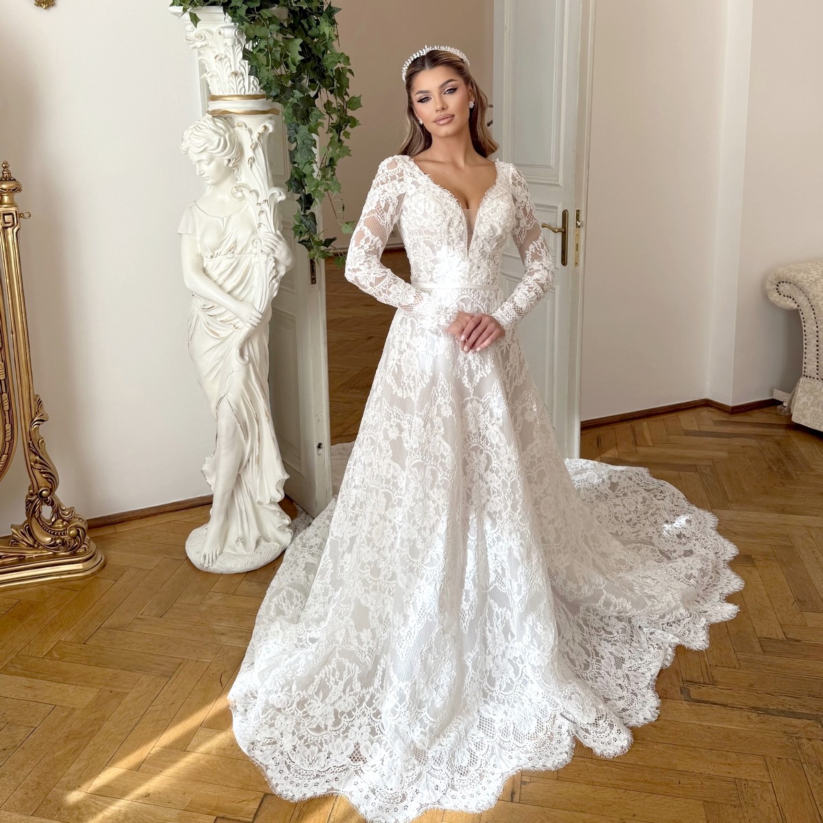 Arriana Karen - Rochie de mireasa Muse Arriana Karen - Rochie de mireasa Muse