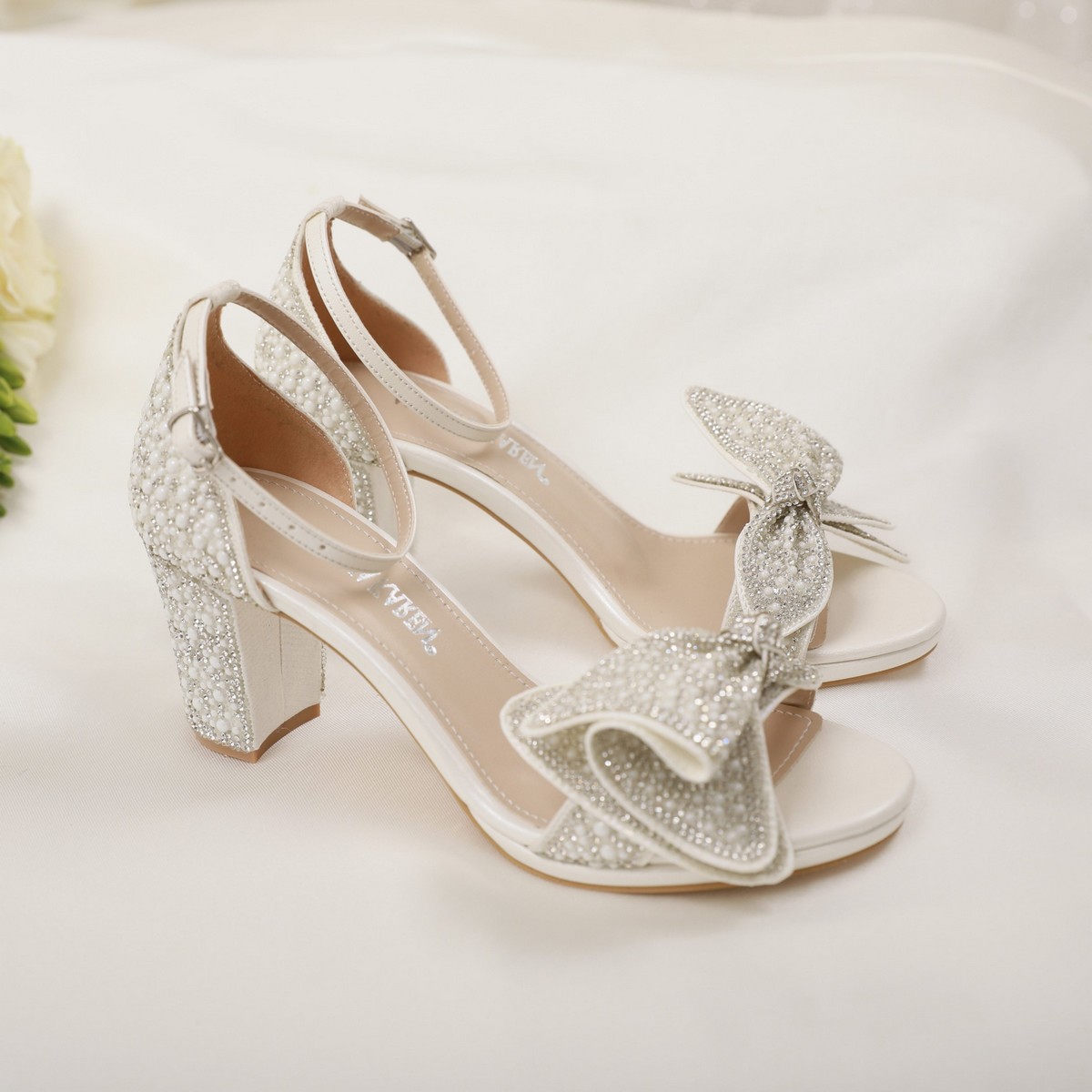 Arriana Karen - Sandale de mireasa Sicilia Arriana Karen - Sandale de mireasa Sicilia